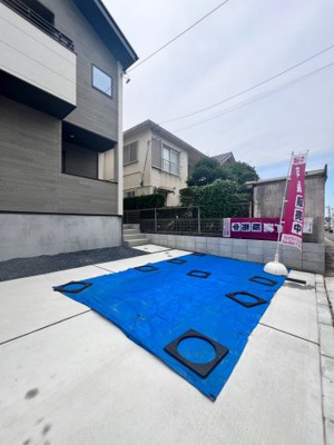 【前面道路含む現地写真】 | KIS名古屋市名東区文教台1期全1棟＜新築戸建て仲介手数料無料＞ | ご成約キャンペーン対象物件です♪詳細は弊社ホームページもしくはスタッフまでお気軽にお問合せ下さいませ♪ お役に立てる自信があります♪