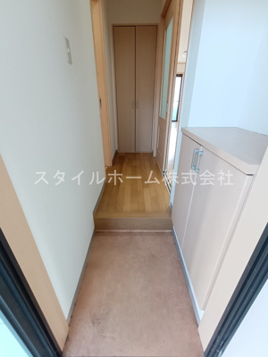 【玄関】 | SANS片西 | イメージ写真です。