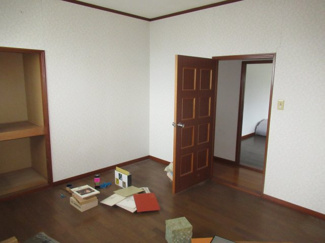 【洋室】 | 二ツ井町下野・中古住宅