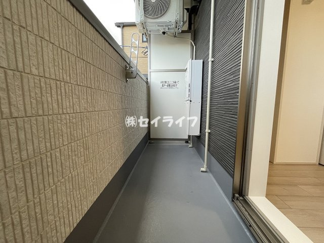 フジパレス城東東中浜Ⅱ番館のバルコニー