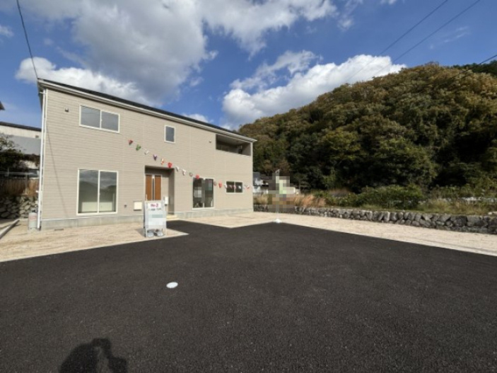 新築戸建　可部町大字上町屋（No.2／No.2）の駐車場