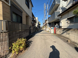 【前面道路含む現地写真】