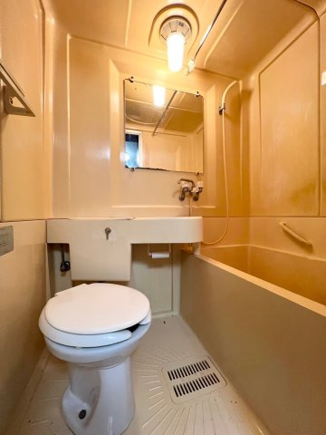 メゾン・ド・四谷の浴室|3点式ユニットバス