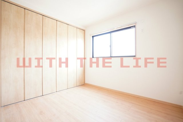 FLOW津福駅前【キャンペーン対象物件】の洋室|広々とした洋室です