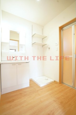 FLOW津福駅前【キャンペーン対象物件】の洗面所|ゆったりとスペースのある洗面所