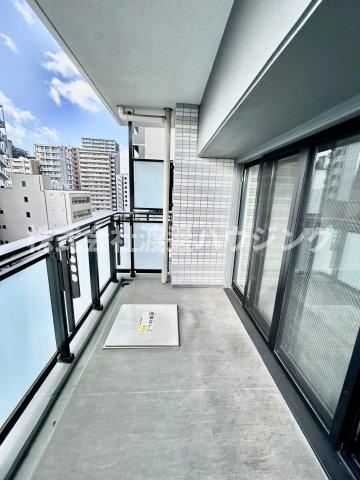 グランアッシュ江坂のバルコニー