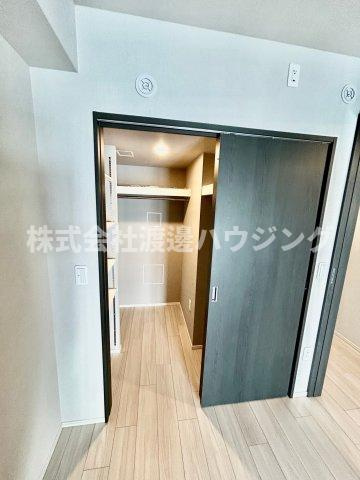 グランアッシュ江坂の収納|ウォークインクローゼット