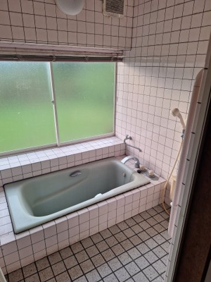 【浴室】 | 鳥取県八頭郡八頭町小別府　中古戸建て