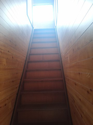 【その他】 | 鳥取県八頭郡八頭町小別府　中古戸建て | 階段