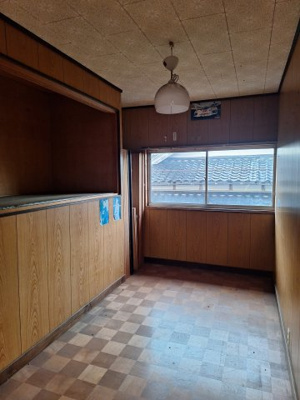 【洋室】 | 鳥取県八頭郡八頭町小別府　中古戸建て | 2階手前洋室