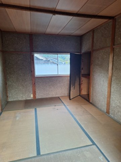 【和室】 | 鳥取県八頭郡八頭町小別府　中古戸建て | 2階和室