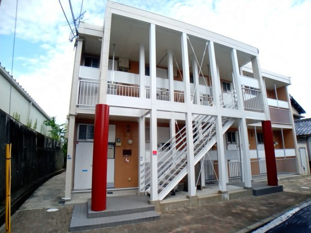 レオパレスネクストの外観|おしゃれな外観です