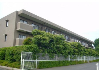 【外観】 | 鉄筋コンクリート造のがっちりとした建物。