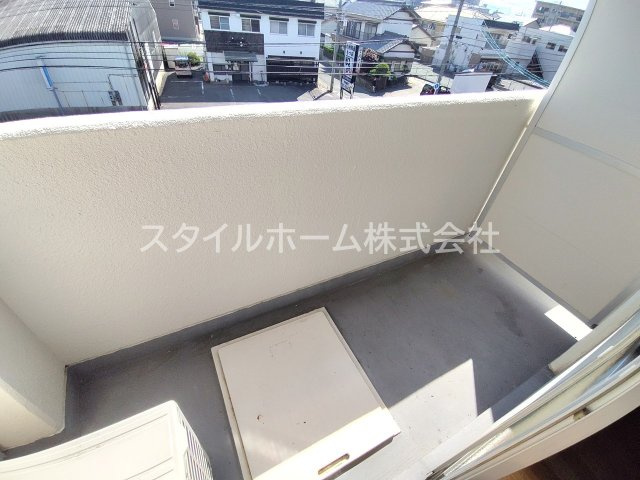 シティキャビンのバルコニー|暖かな日差しのふりそそぐバルコニー