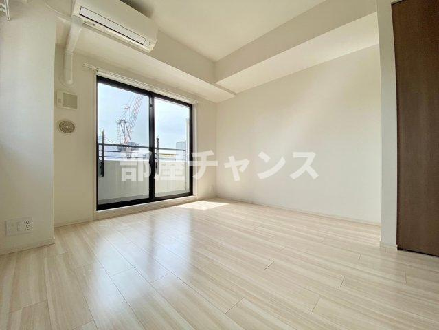 フレールコート東別院の居間・リビング