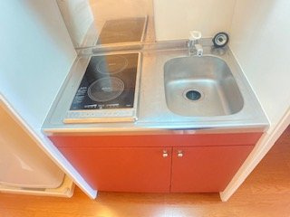 レオパレスＴａｋａｒａｚｕｋａのキッチン