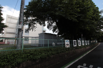 所沢市立安松小学校まで850ｍ