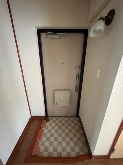 【玄関】 | 若山台住宅31号棟 | 玄関