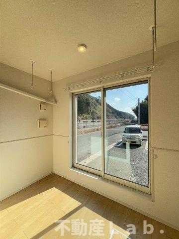 チロリアン　コッティのバルコニー