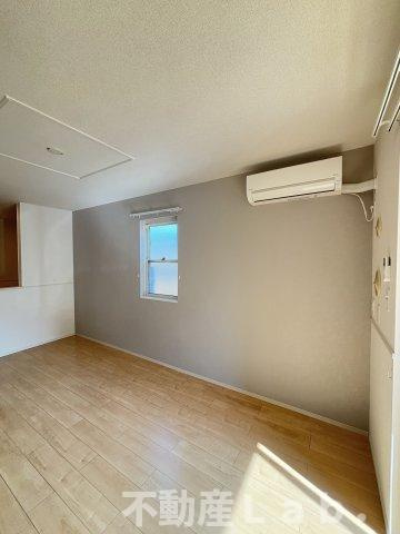 チロリアン　コッティ