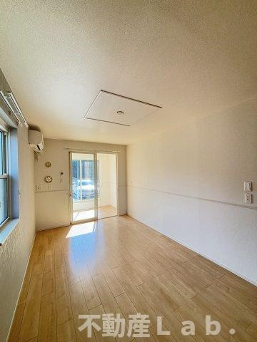 チロリアン　コッティ