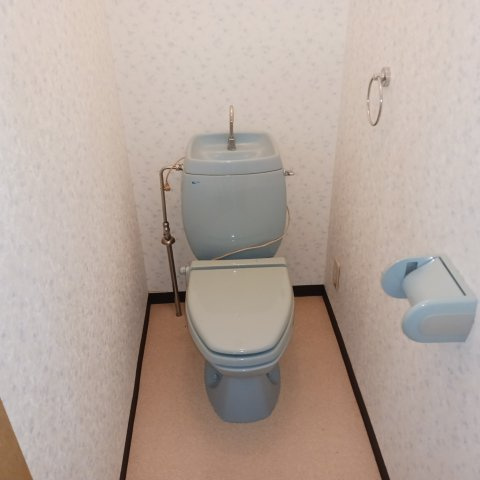 Ａ２０１号室トイレです。