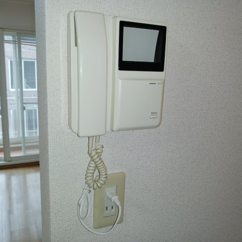 Ａ２０１号室ＴＶドアホンです。