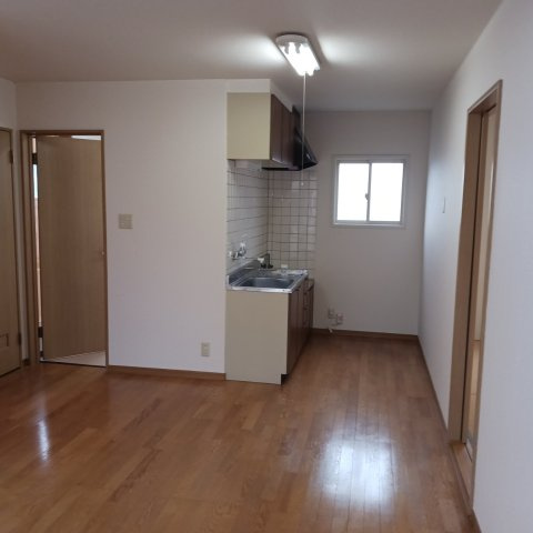 Ａ２０１号室リビングです。