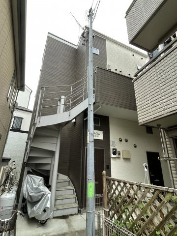 ウェルコーポ宿河原の外観