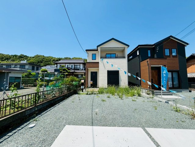 よかタウン／菊池郡菊陽町津久礼10期／1号棟の駐車場