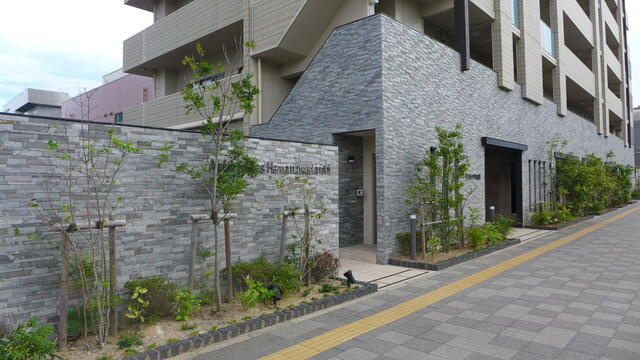 アルファステイツ浜松駅西の外観