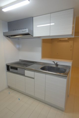 【キッチン】 | リブリ・i Ray | 3口IHシステムキッチン