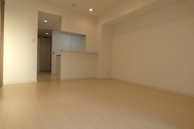 【居間・リビング】 | リブリ・i Ray | 人気のカウンターキッチンです