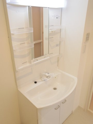 【洗面所】 | リブリ・i Ray | 忙しい朝に便利なシャンプードレッサー