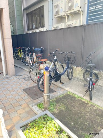 ディアコート船場　仲介手数料無料の駐車場