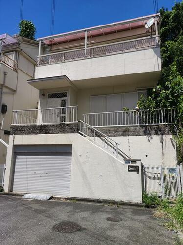 北条６丁目　中古一戸建ての外観|新しい生活にいかがでしょうか？外観はお住まいの顔になります。こだわりたいポイントですね。外壁塗装や屋根塗装のご相談も承っております。
■現地内覧・資金計画相談・住宅ローン相談もお問合せ受付中■