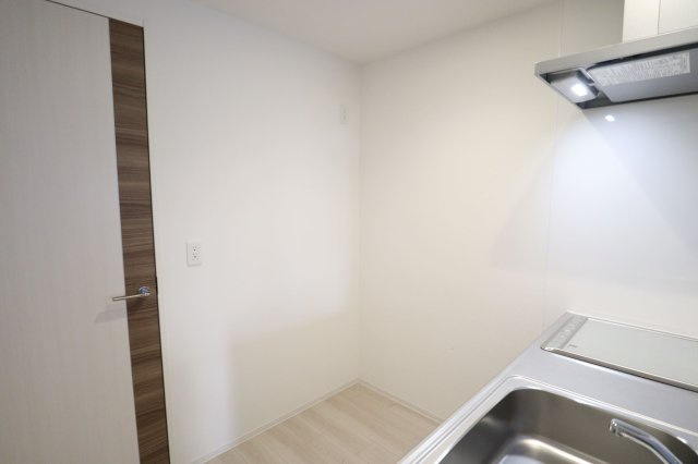 セレニテ江坂グランデのキッチン