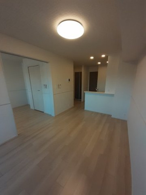 【居間・リビング】 | パークサイドベル　Ⅲ | おしゃれなリビングです