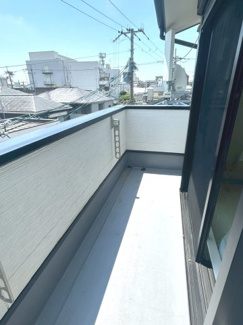 【バルコニー】 | 右京区西京極南方町 | 陽当りもバッチリで洗濯物もよく乾きそう◎