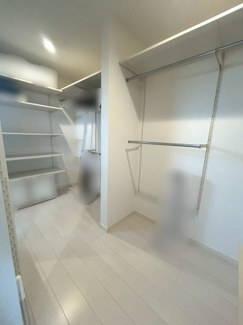 【収納】 | 右京区西京極南方町 | 3階の大型ウォークインクローゼット！可動棚や可動ポールで収納自在！