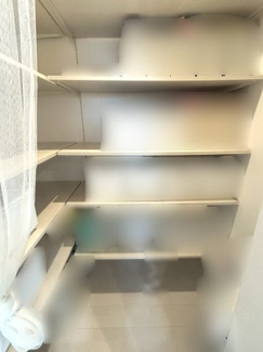 【収納】 | 右京区西京極南方町 | 大容量のパントリー！食品の保管場所も困らないですね！