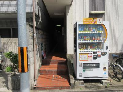 猪熊ハイツのエントランス