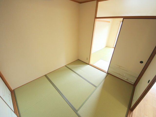 フローラル生駒の和室