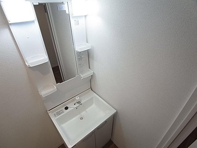 神戸市須磨区白川台７丁目の賃貸マンションの洗面所