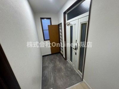 【玄関】 | プチシャトー栄町