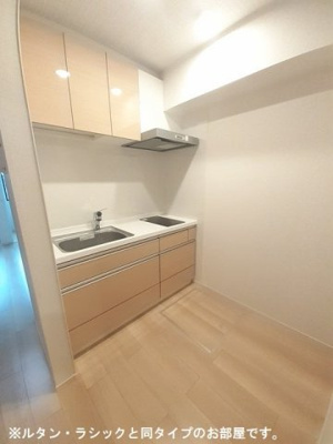 【キッチン】 | ドミールオカマエ　Ａ