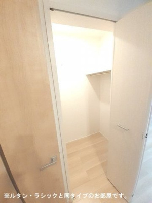 【収納】 | ドミールオカマエ　Ａ