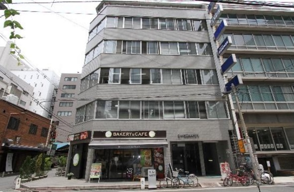 第一住建本町ビルの外観