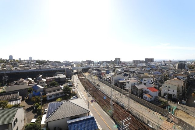 アービング枚方公園の展望|物件からの眺望
■物件内覧・資金計画相談・住宅ローン相談、リフォーム相談、お問合せ受付中■
※当日・翌日のご内覧、ご相談はお電話でのお問合せがスムーズです！