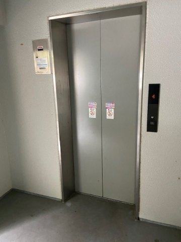 グリーンパーク西木田のその他共用部分|エレベーター